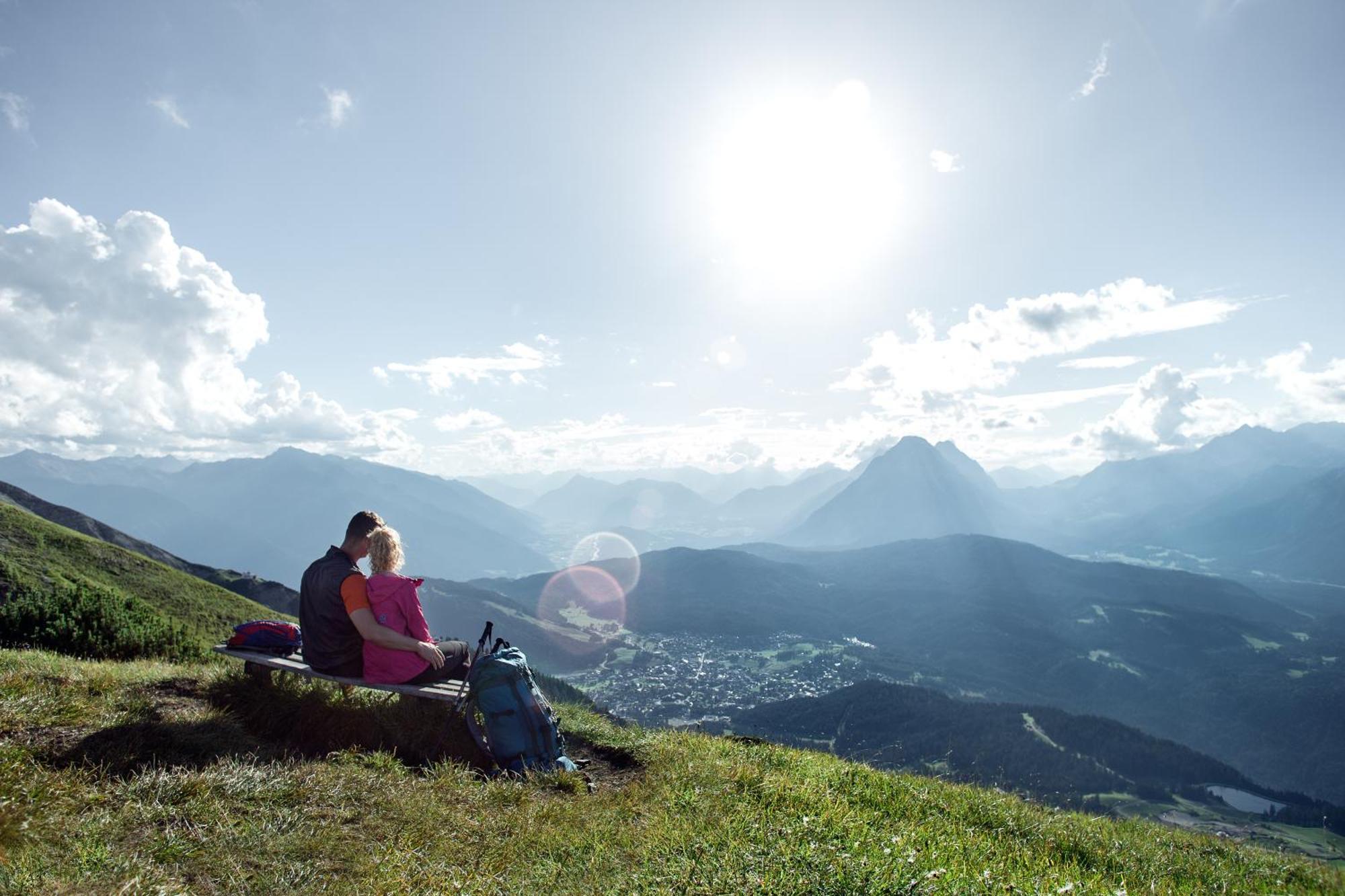 Inntaler Hof Seefeld in Tirol Bagian luar foto
