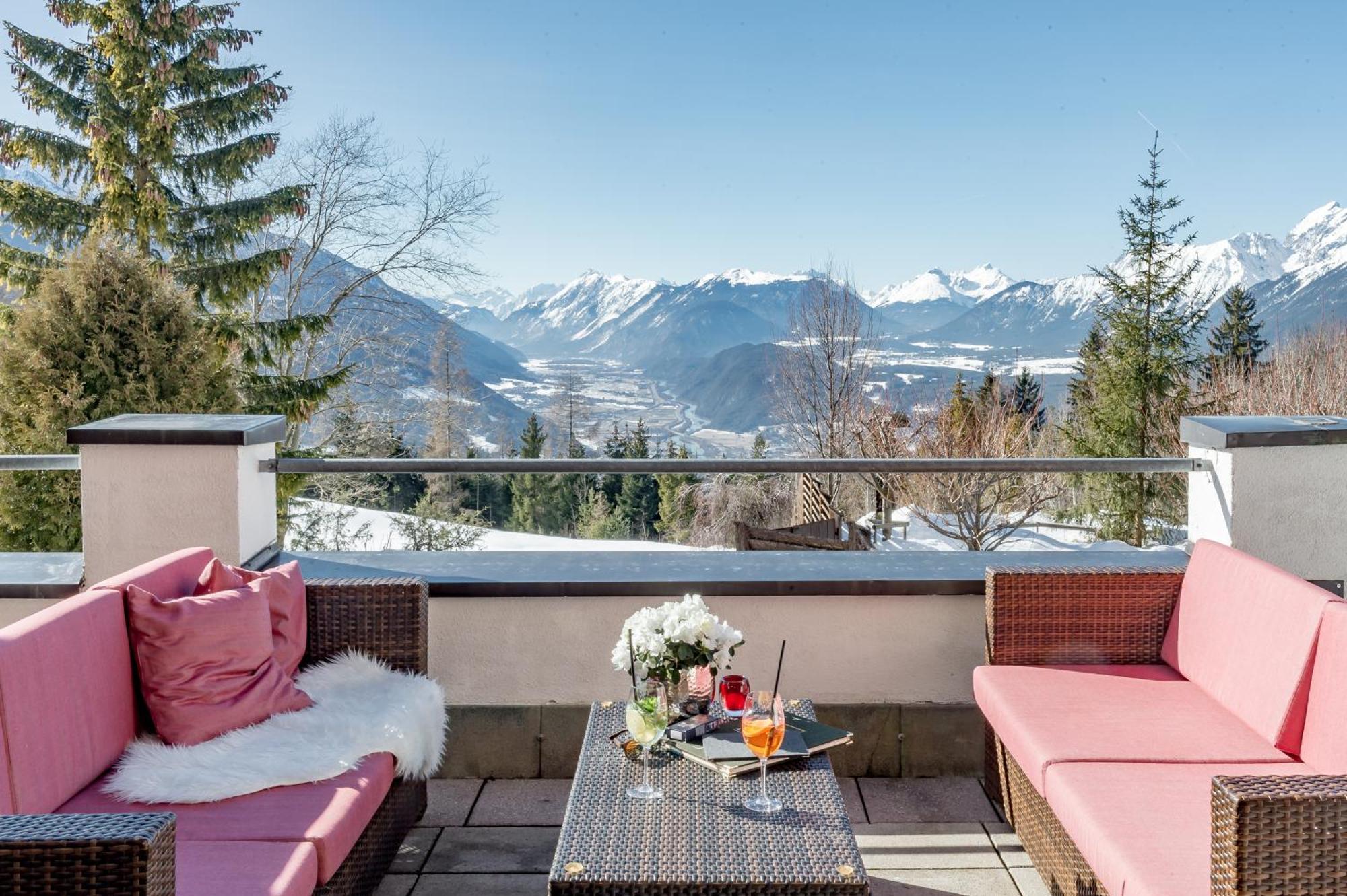 Inntaler Hof Seefeld in Tirol Bagian luar foto