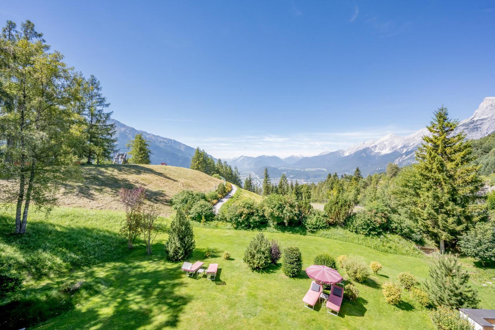 Inntaler Hof Seefeld in Tirol Bagian luar foto