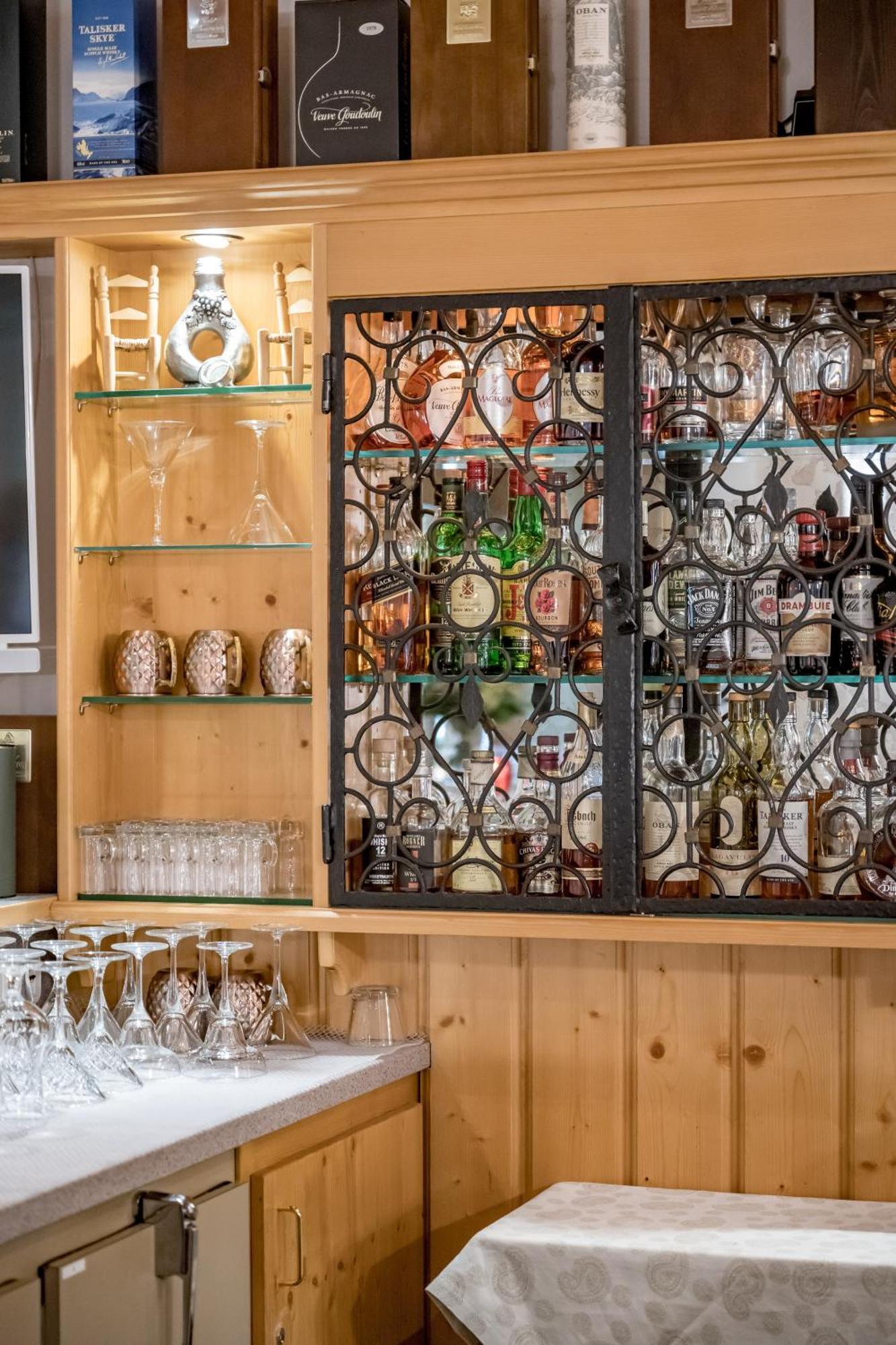 Inntaler Hof Seefeld in Tirol Bagian luar foto