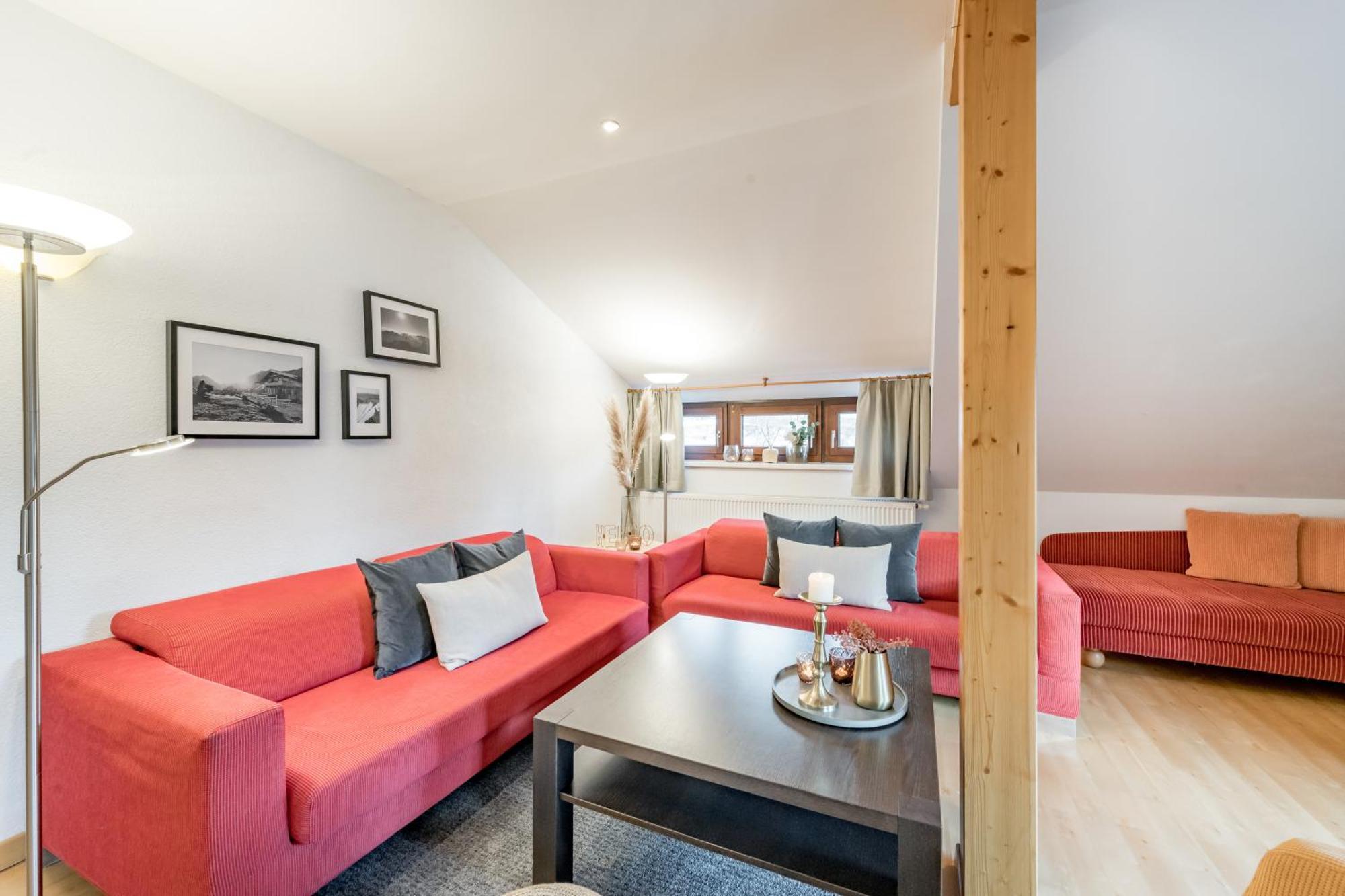 Inntaler Hof Seefeld in Tirol Bagian luar foto