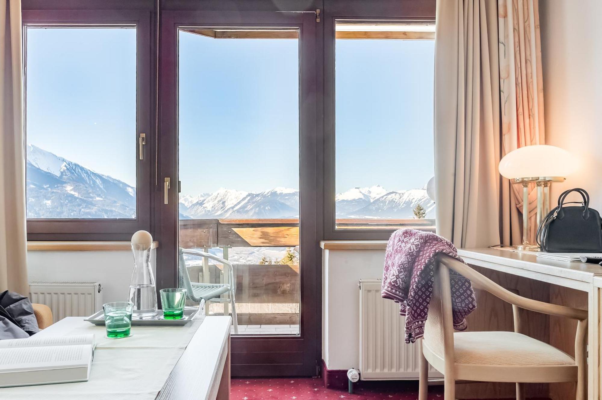 Inntaler Hof Seefeld in Tirol Bagian luar foto